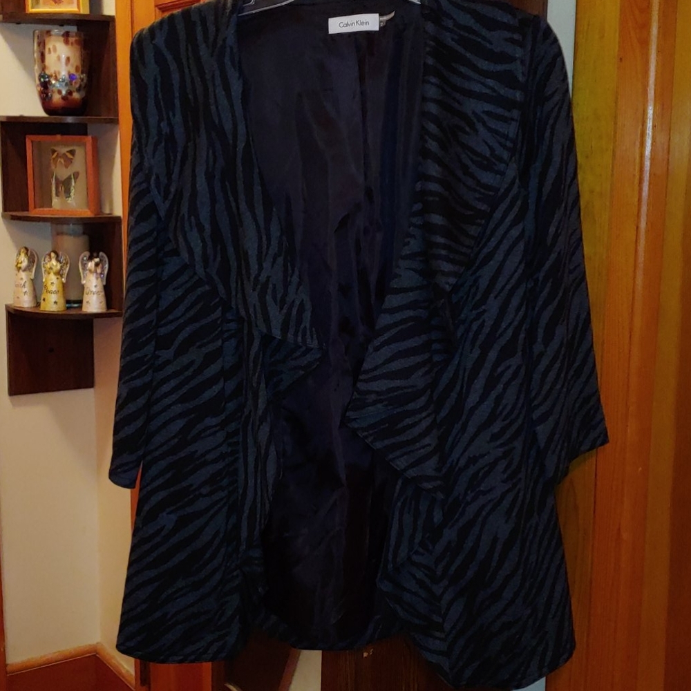 Calvin Klein over coat blazer style